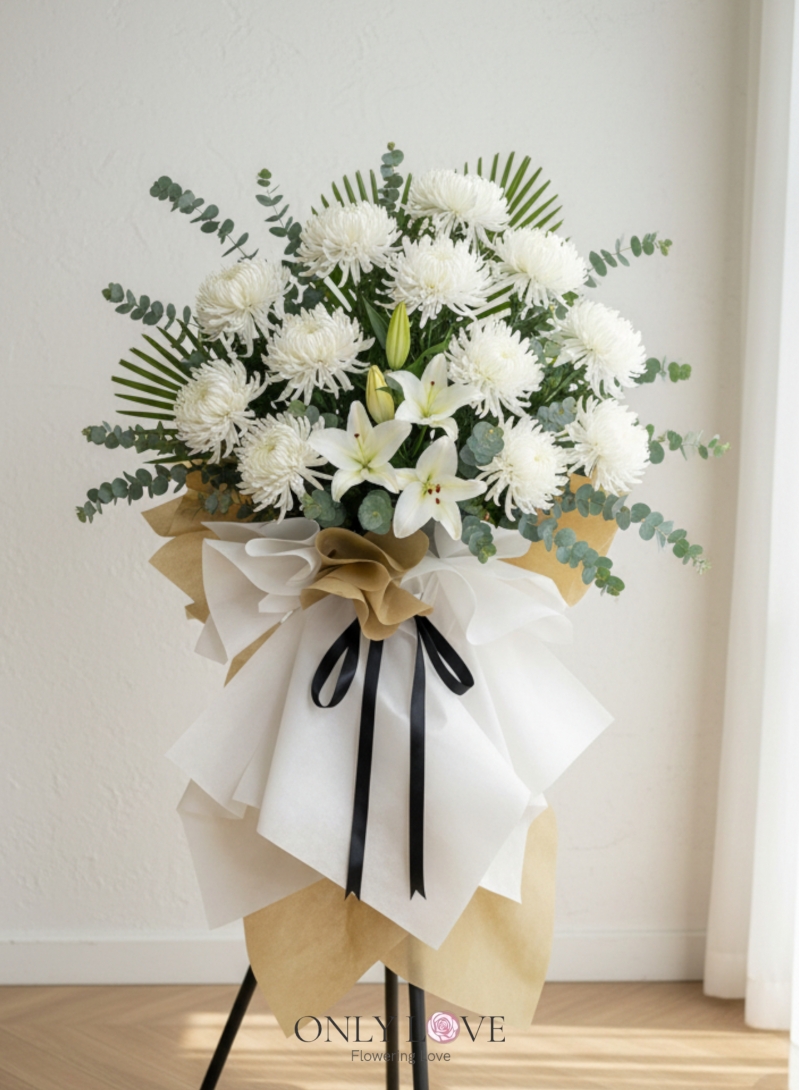C108 Condolence Sympathy Flower Wooden Stand