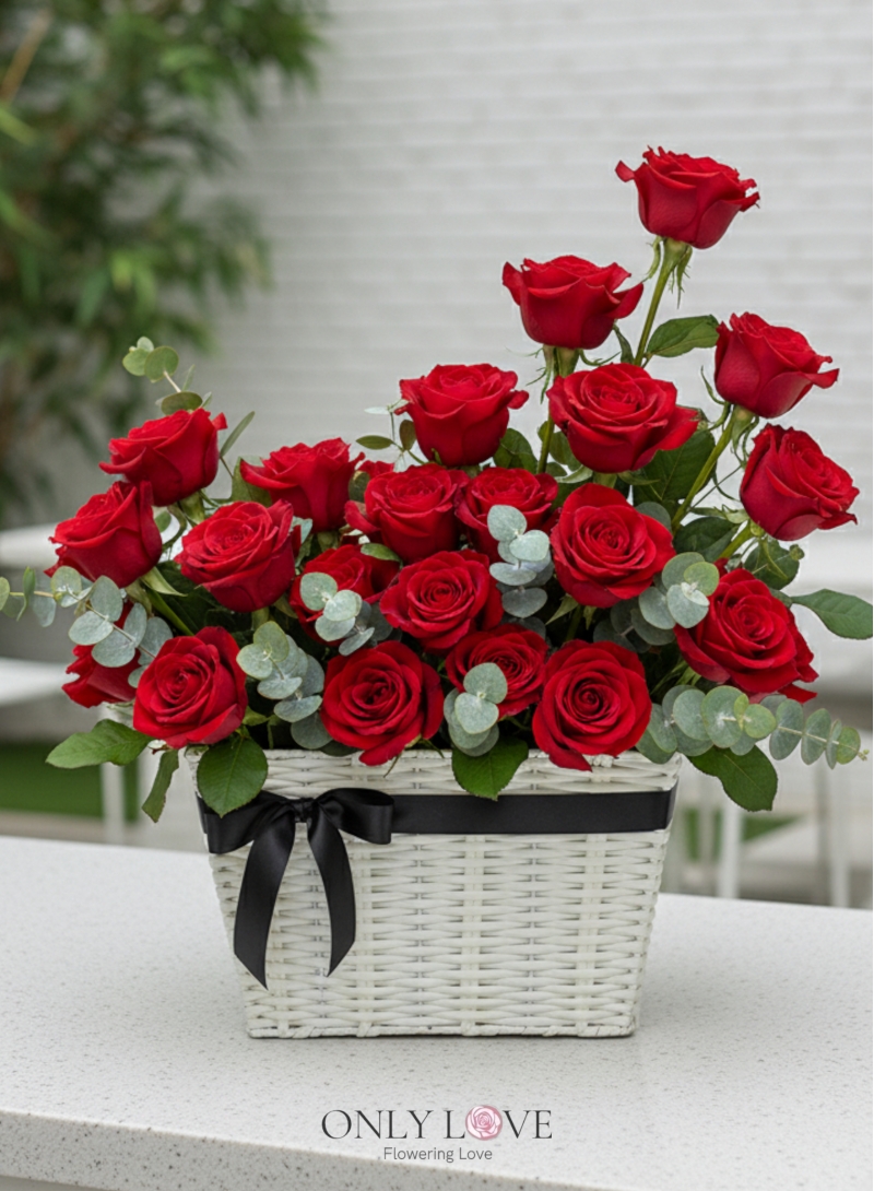 B67 Roses Flower Basket