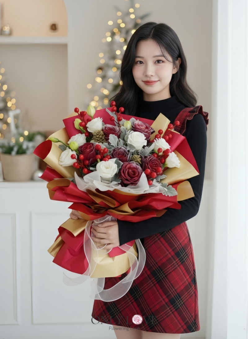 CM020 Christmas Flowers Bouquet