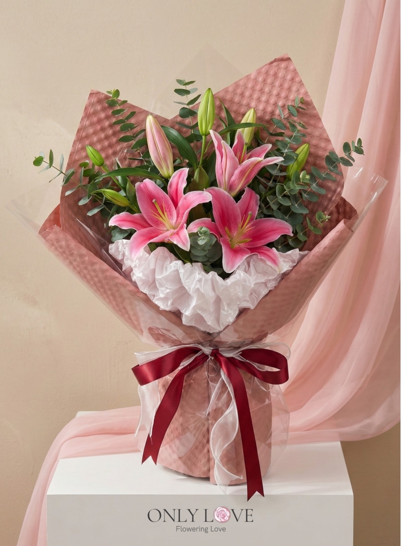 A03 Enchanted Blush Lilies Bouquet
