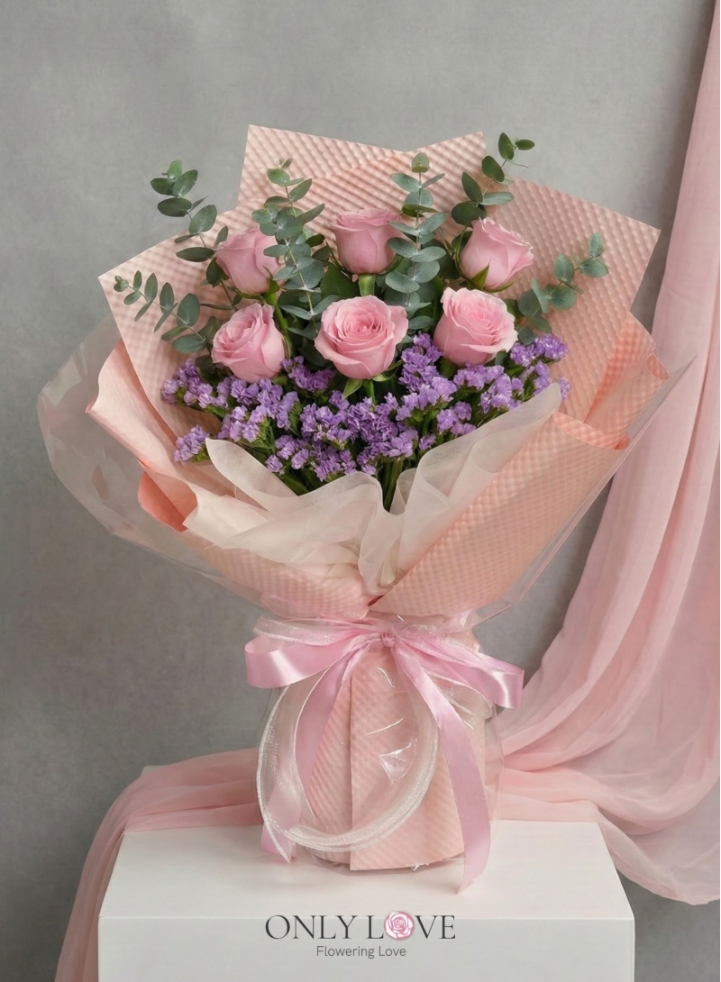 VT014 Enchanted Blush Roses Bouquet (M)
