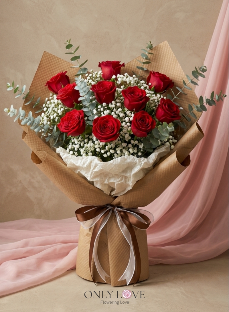 L77 Enchanted Blush Roses Bouquet (M)