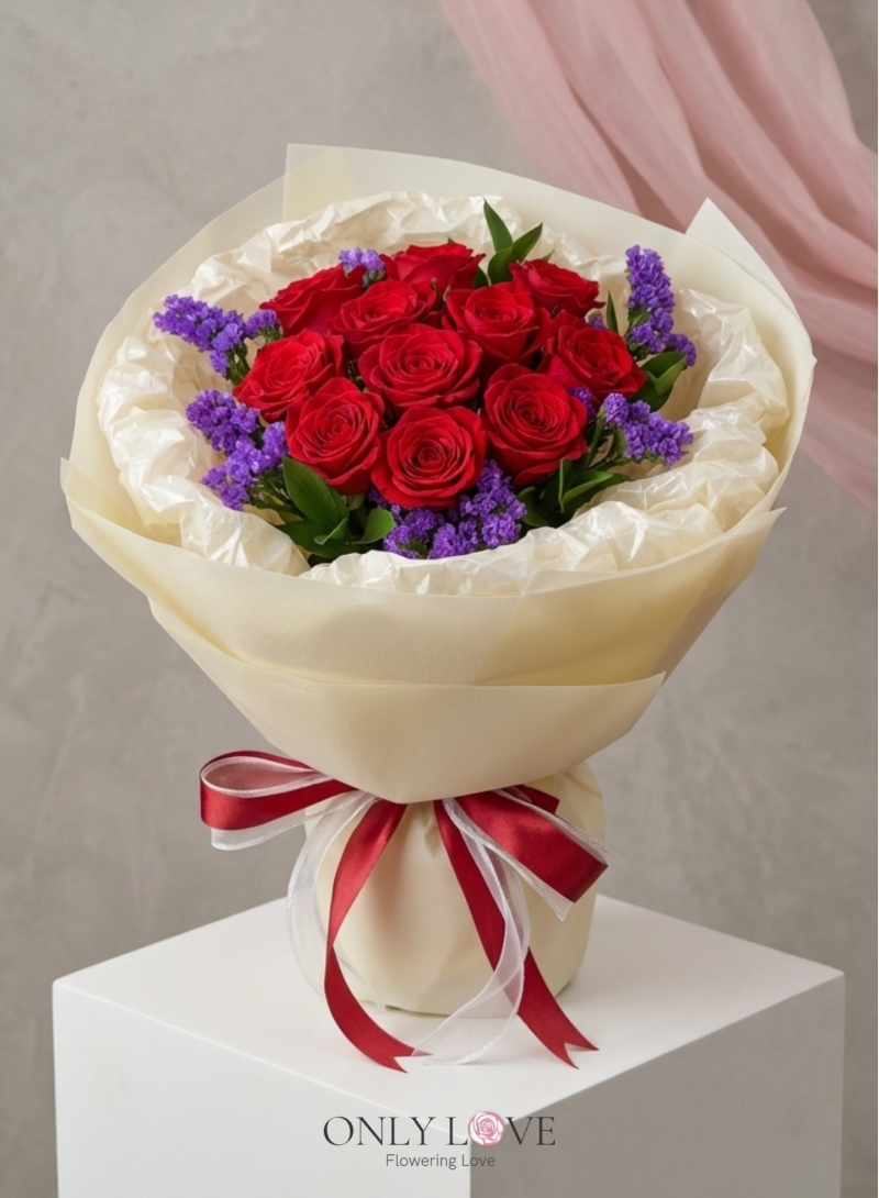 L130 Enchanted Blush Roses Bouquet (M)