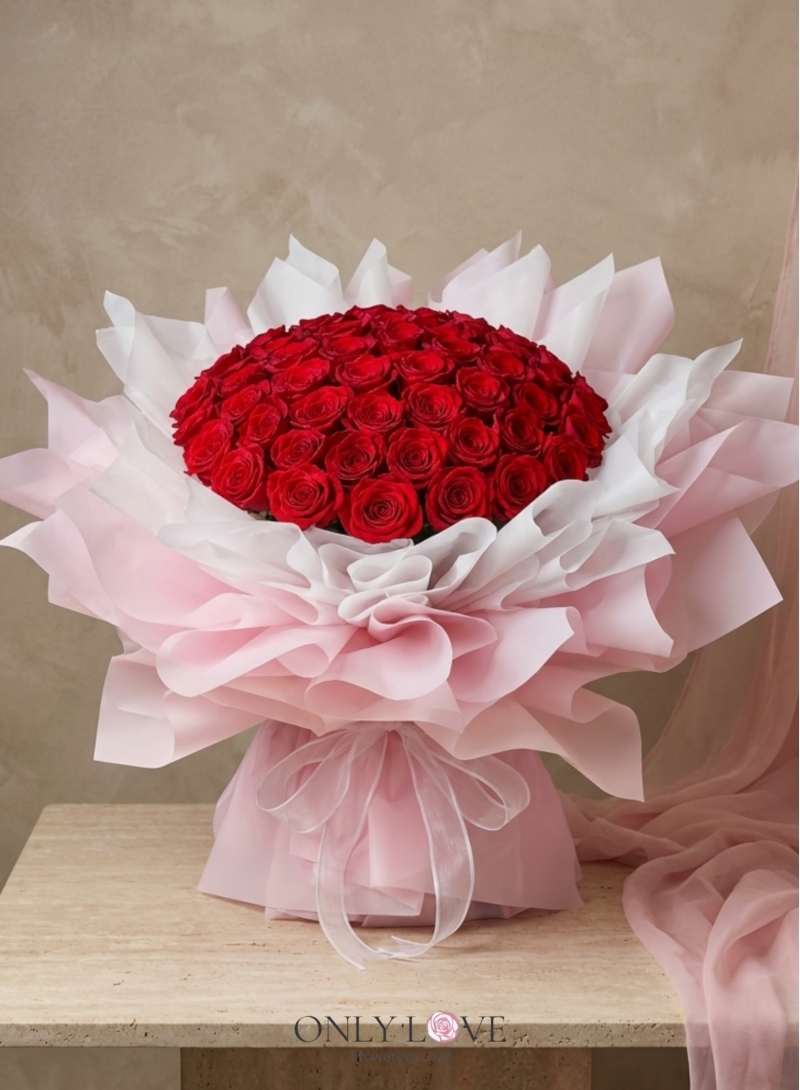 VT039 Enchanted Blush 50 or 99 Imported Roses Bouquet