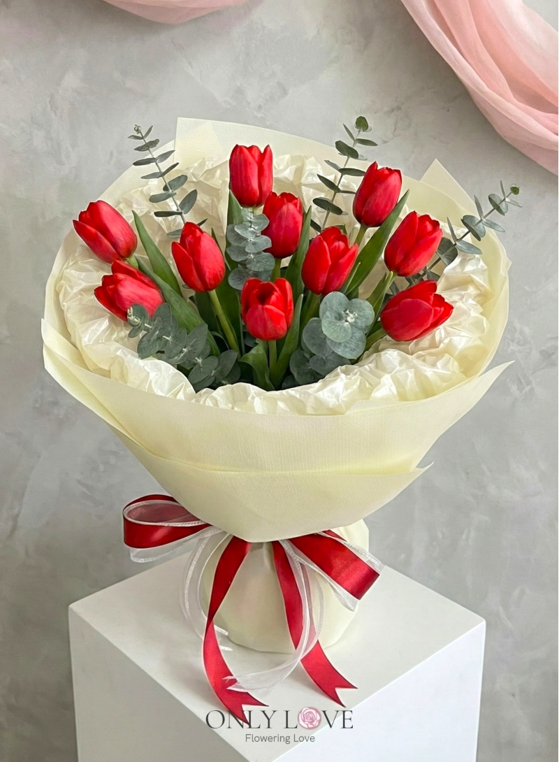 VT047 Enchanted Blush Tulip Bouquet