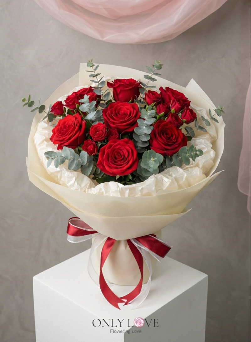 VT056 Enchanted Blush Roses Bouquet (M)