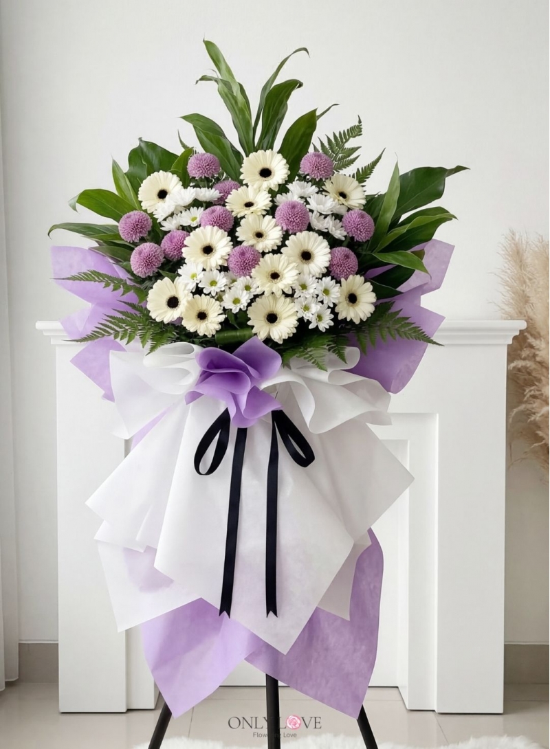 C27 Condolence Stand