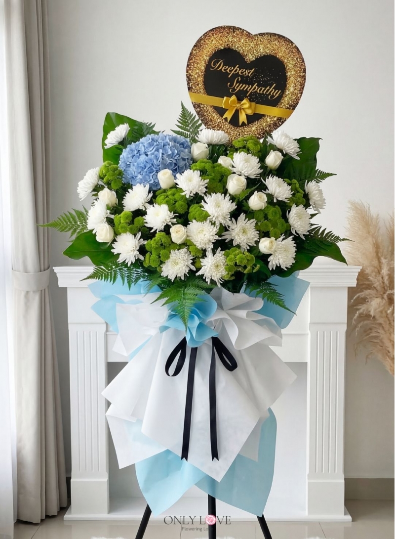 C105 Condolence Wooden Stand