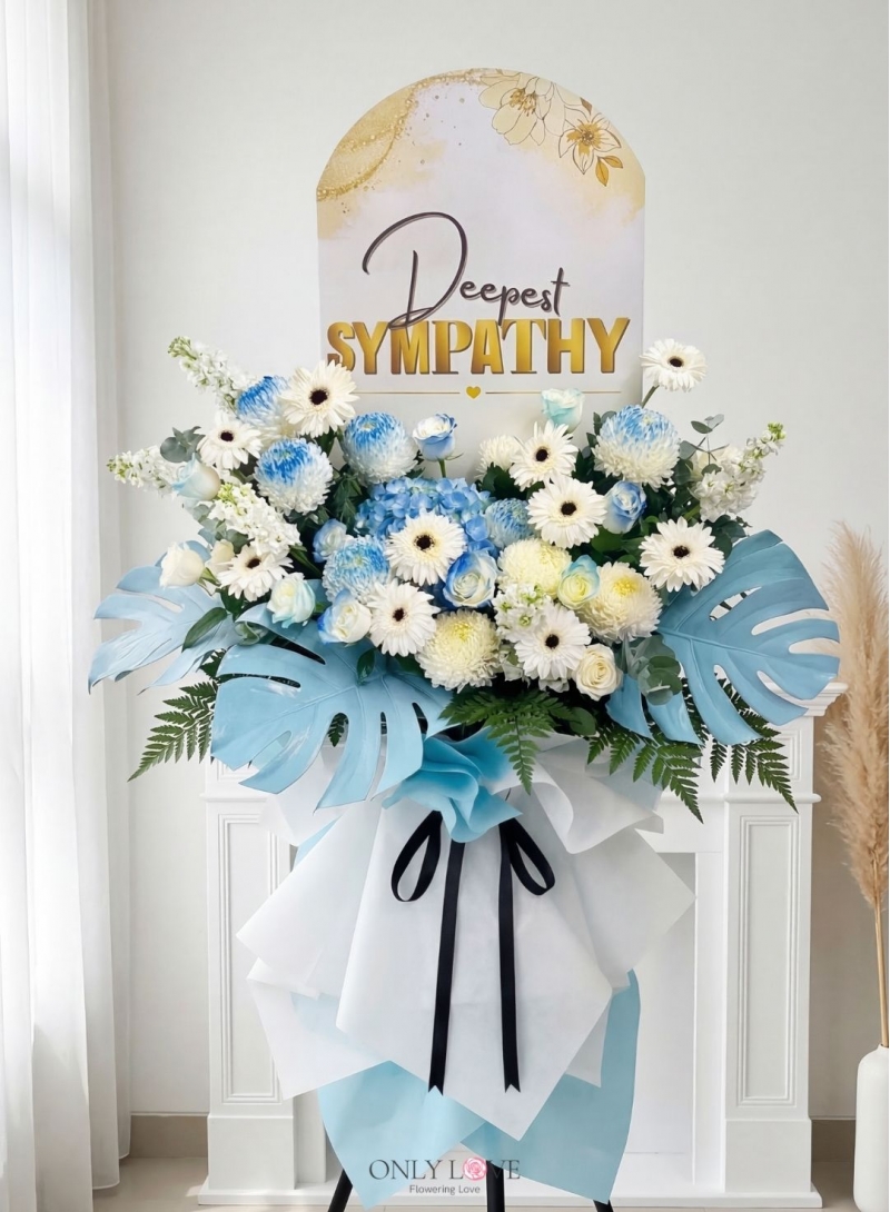 C92 Sympathy Flowers Stand (6ft Height)