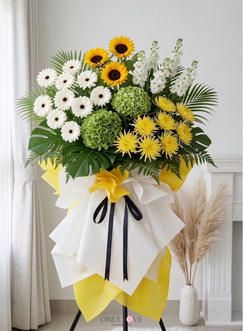 C83 Condolence Wooden Stand