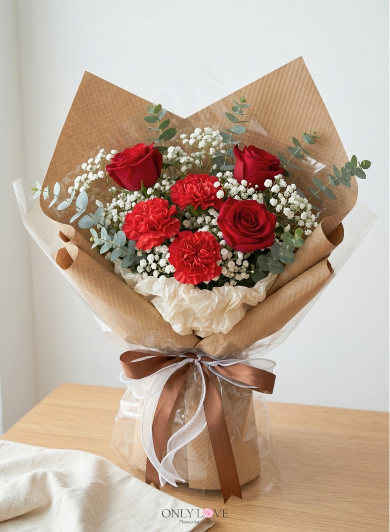 MD018 Carnation Bouquet