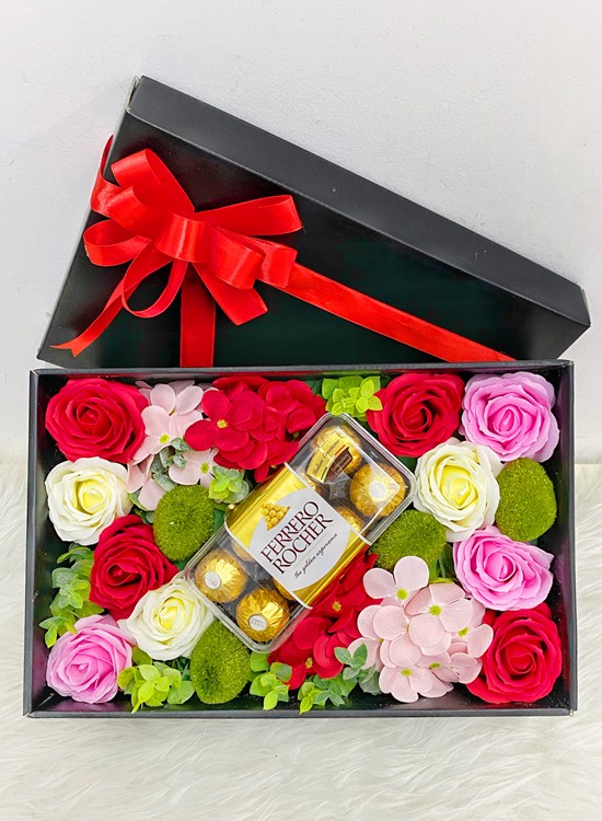 LB08 Soap Rose Gift Box