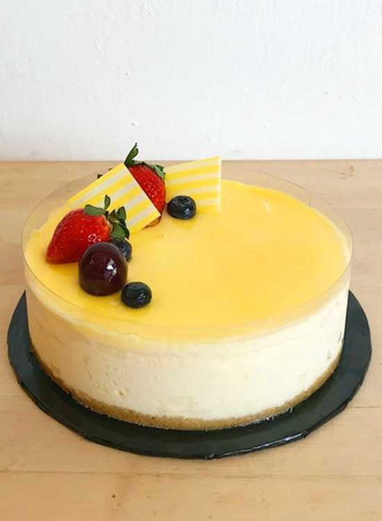D10 Lemon Cheese Cake 8"