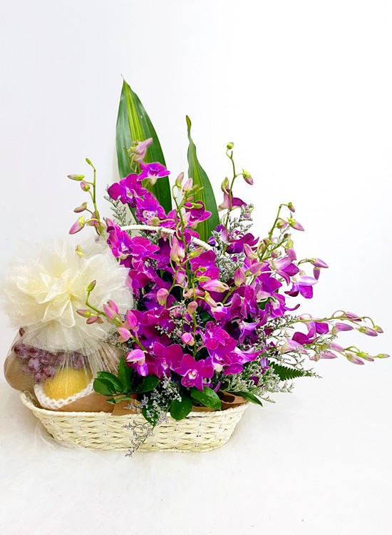 F15 Fruits & Flowers Basket
