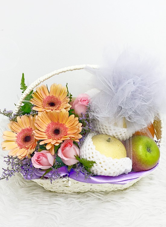 F26 Fruits & Flowers Basket