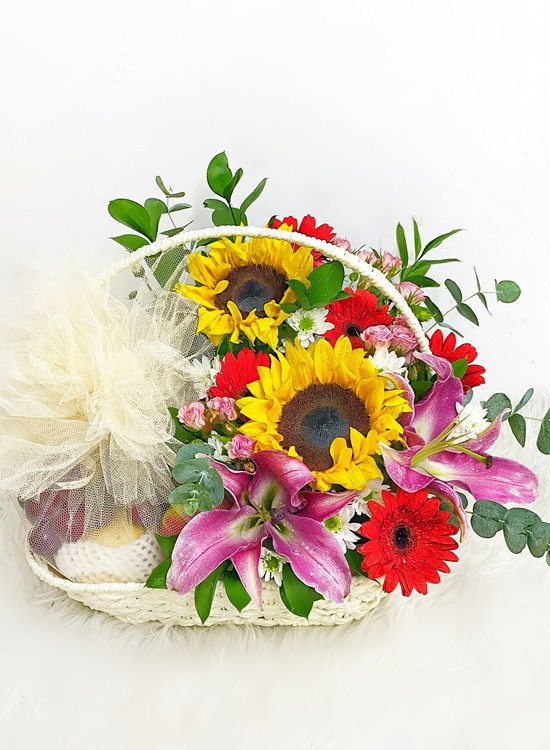 F14 Fruits & Flowers Basket