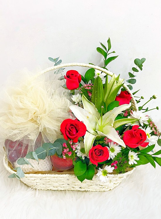 F05 Fruits & Flowers Basket