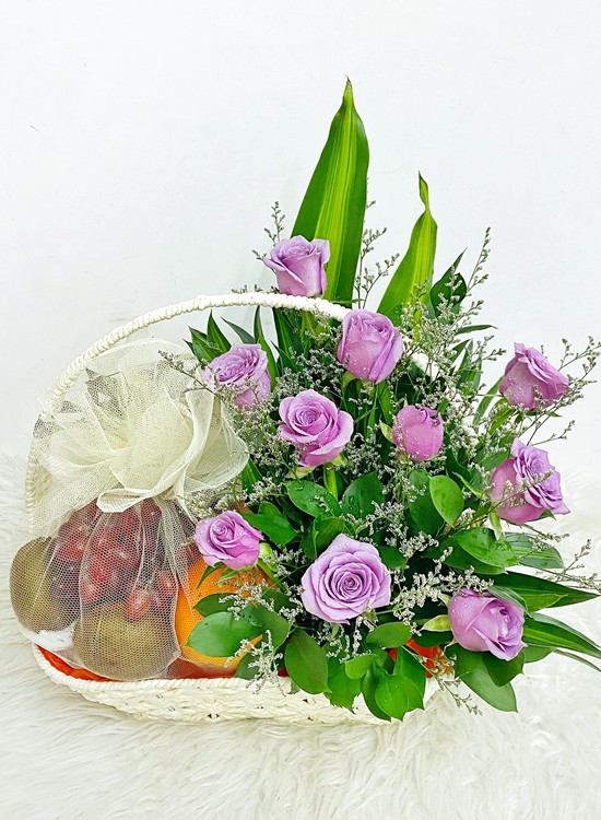 F36 Fruits & Flowers Basket