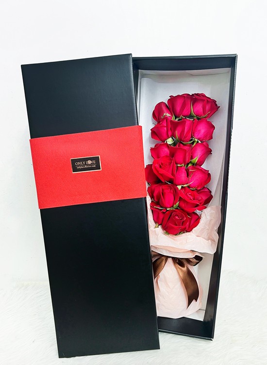 LB32 Rose Flower Gift Box
