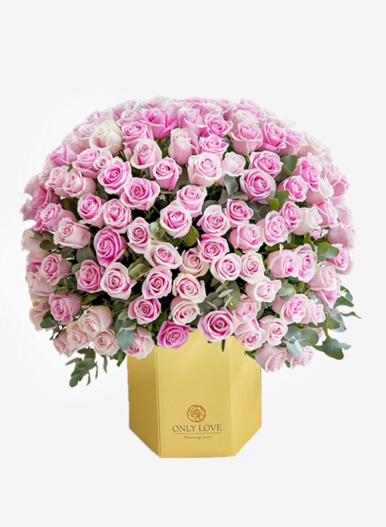 BB046 200 Roses Flower Bloom Box