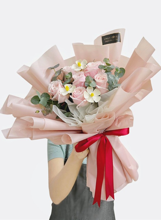 L10 Korean Style Rose Bouquet