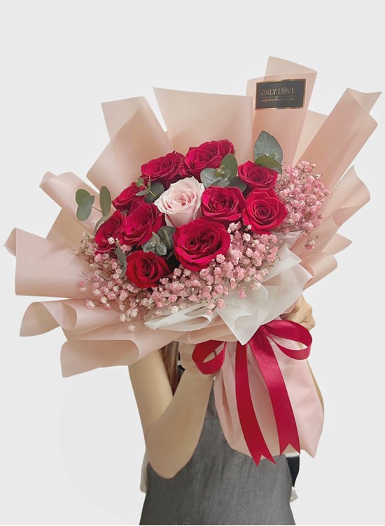 L01 Korean Style Rose Bouquet