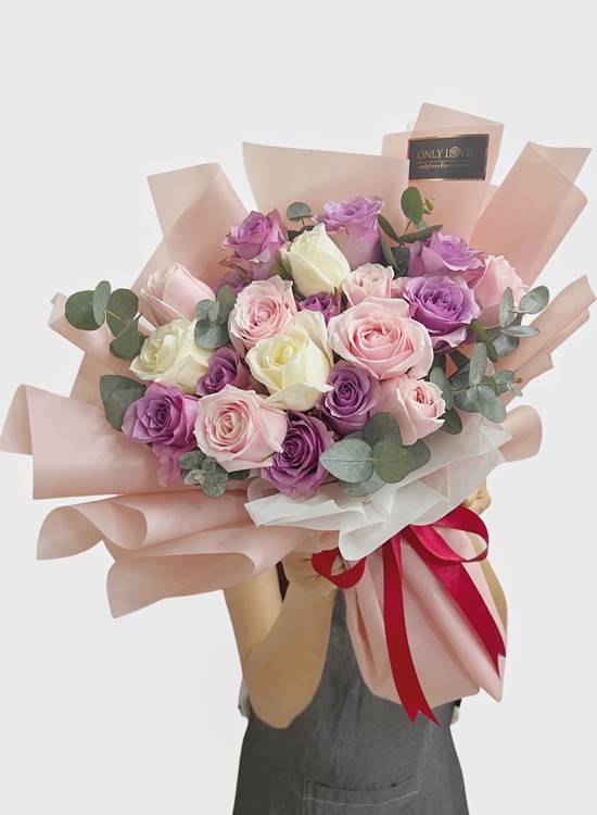 L117 Korean Style Rose Bouquet