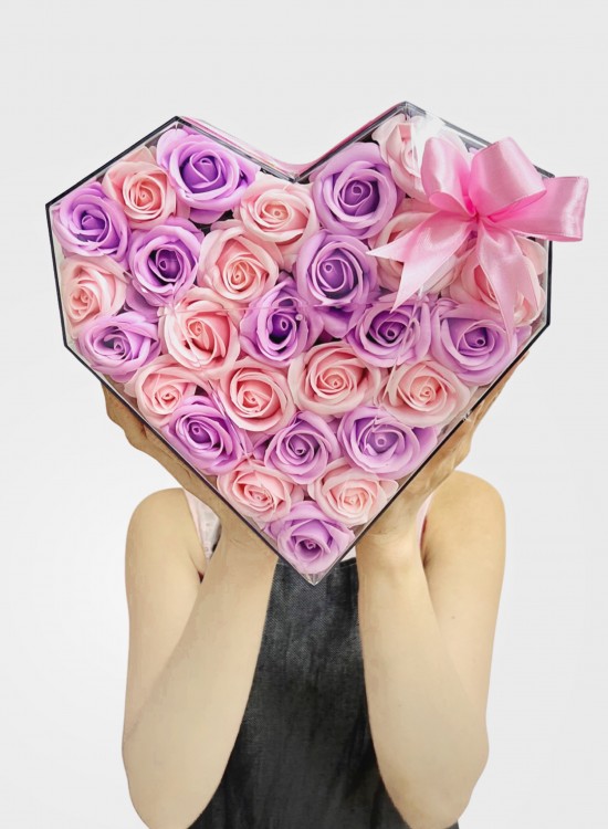CF024 Soap Roses Heart Acrylic Box (Artificial)