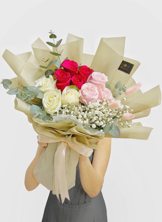 L160 Korean Style Rose Bouquet