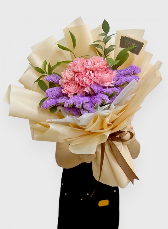MD056 Carnation Bouquet