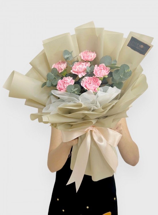 MD042 Carnation Bouquet