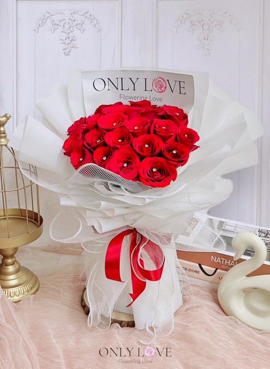 L19 Korean Style Rose Bouquet