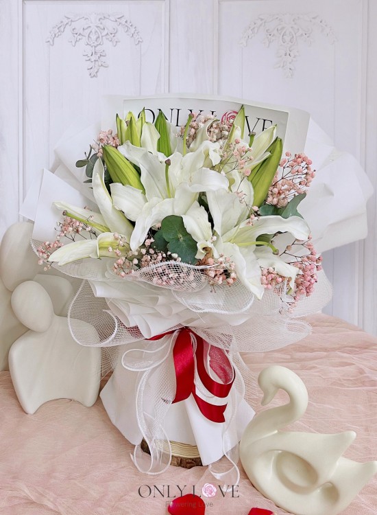 A21 Lilies Bouquet