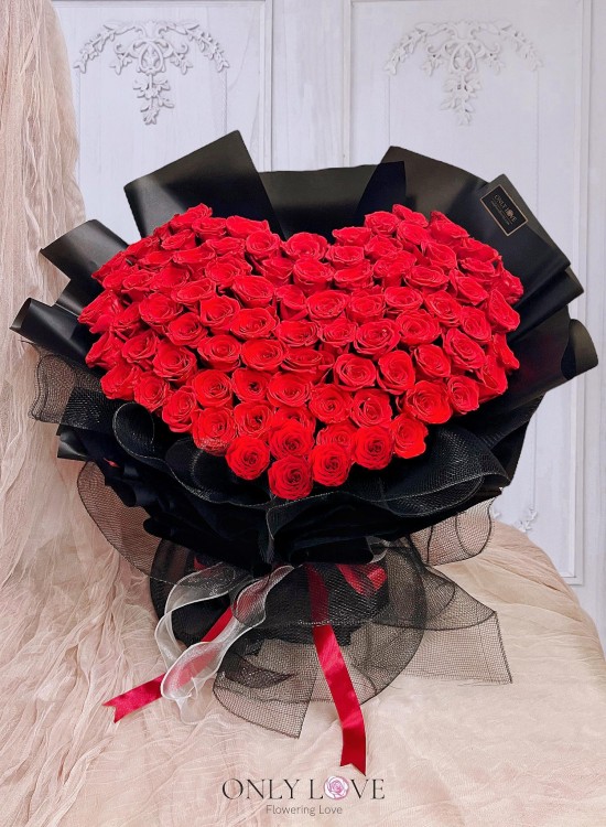 L71 50 or 99 Heart Shaped Rose Bouquet