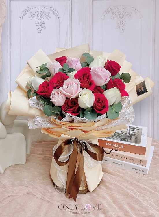 L30 Korean Style Rose Bouquet