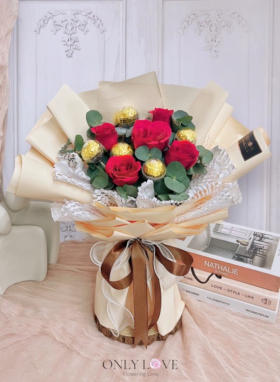 L28 Korean Style Rose Bouquet