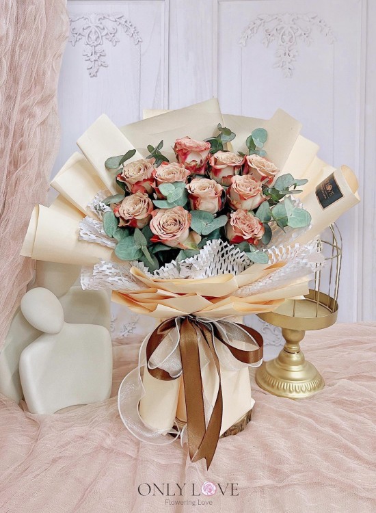 L63 Korean Style Rose Bouquet