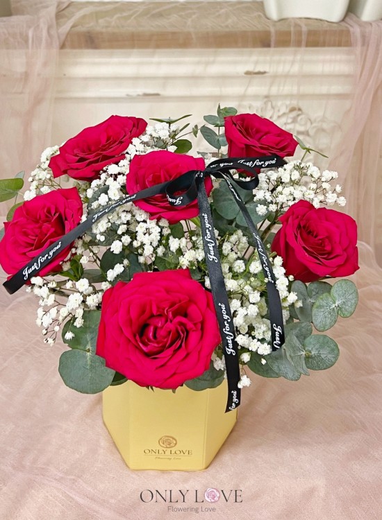 BB036 Classic Elegance Rose Bloom Box