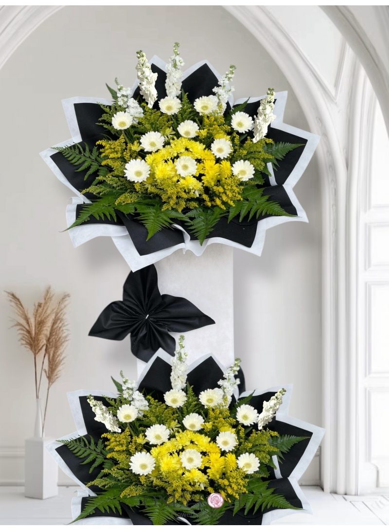 C16 Condolence Stand