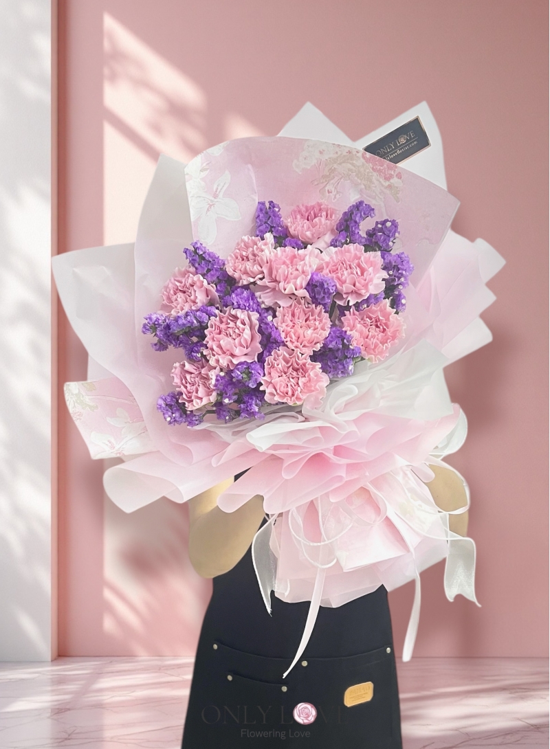 MD001 Carnation Bouquet