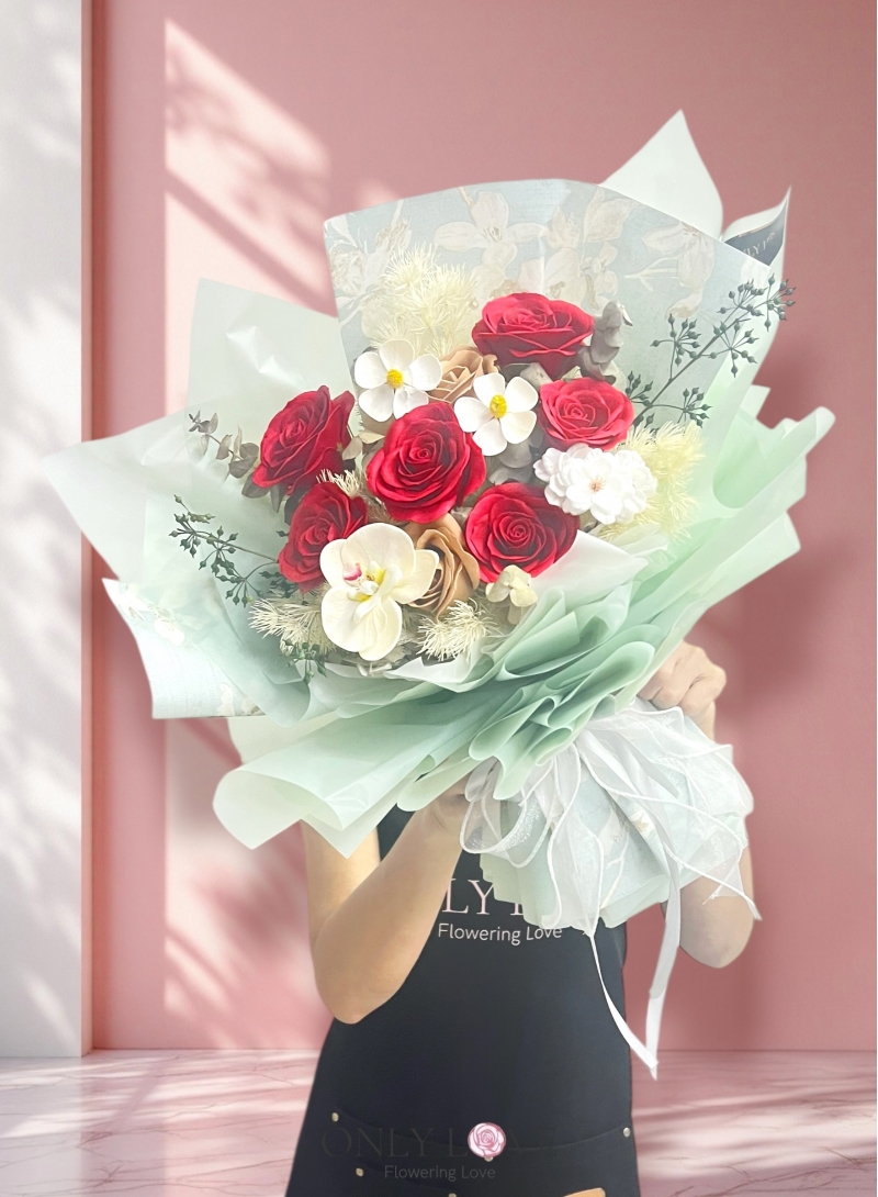 SF03 Classic Elegance Soap Flower Bouquet (Artificial)
