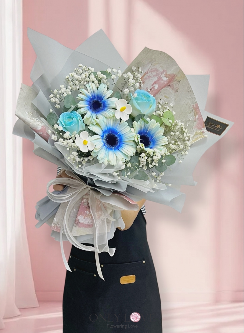 G12 Classic Elegance Rose Gerbera Bouquet