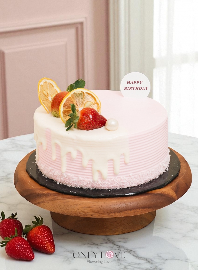D08 Strawberry Yogurt Cake 8"