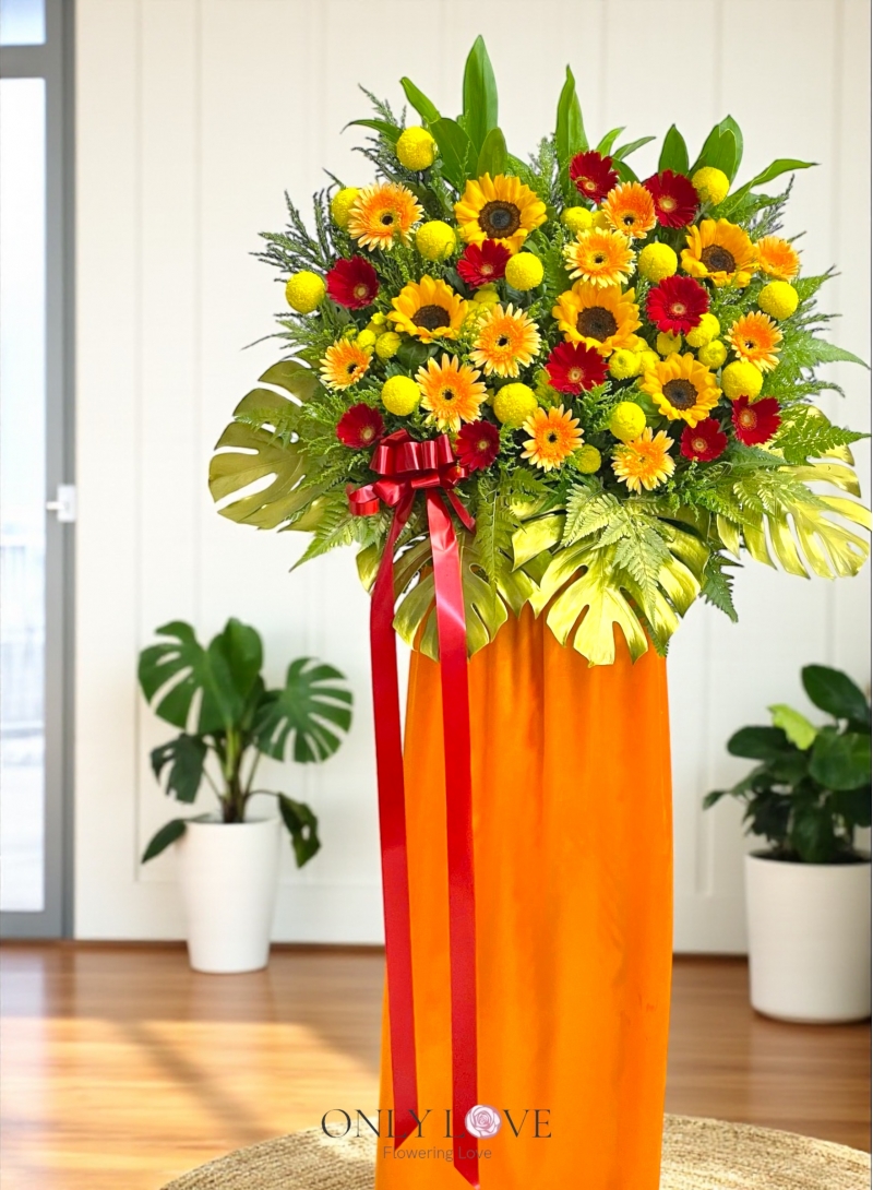 FS77 Opening Floral Stand