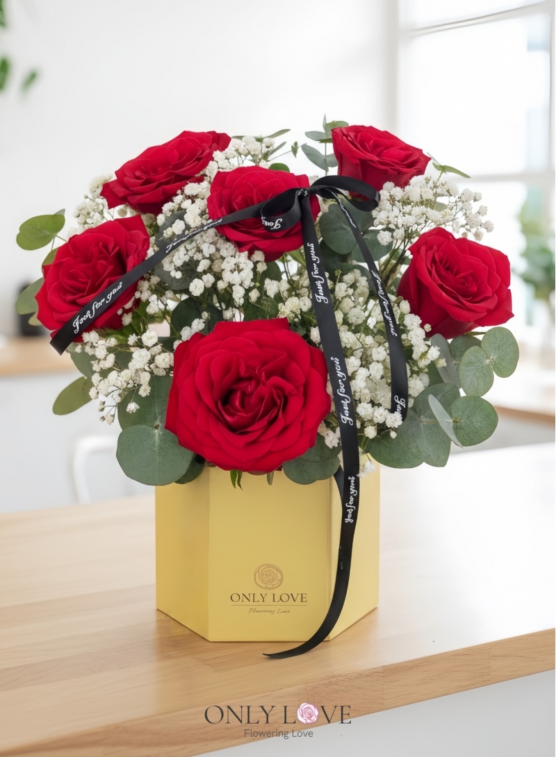 BB036 Classic Elegance Rose Bloom Box