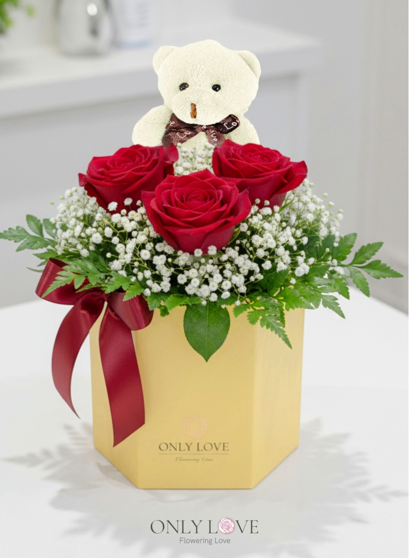 Rose Teddy White Vase