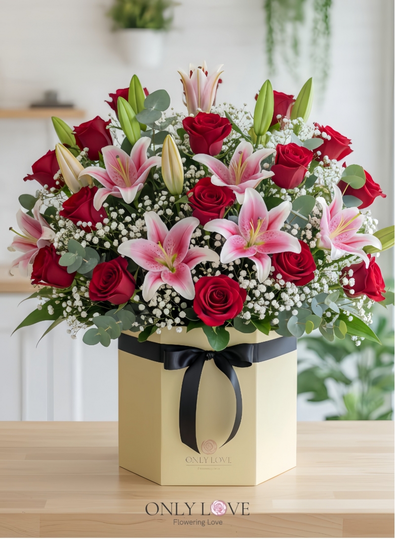 BB048 Luxury Flower Bloom Box