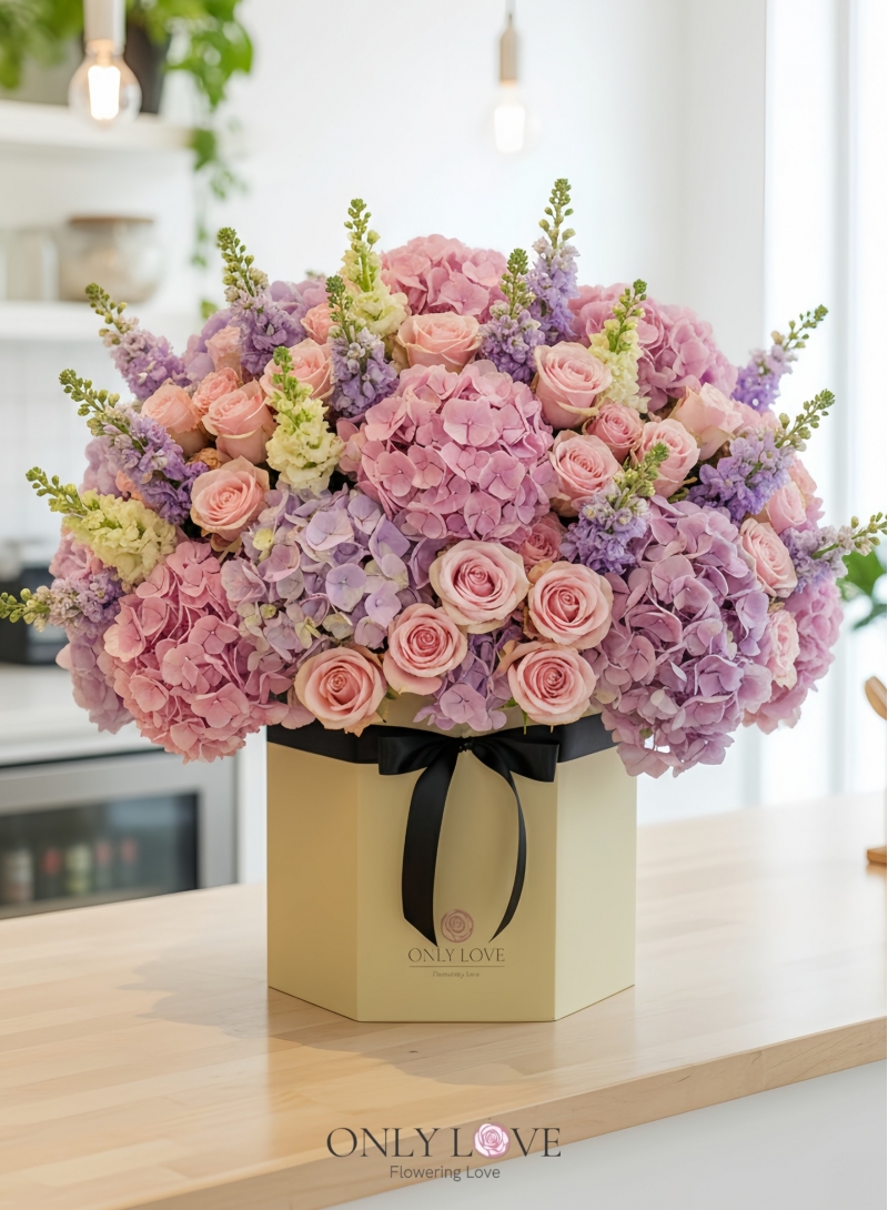 BB094 Luxury Flower Bloom Box