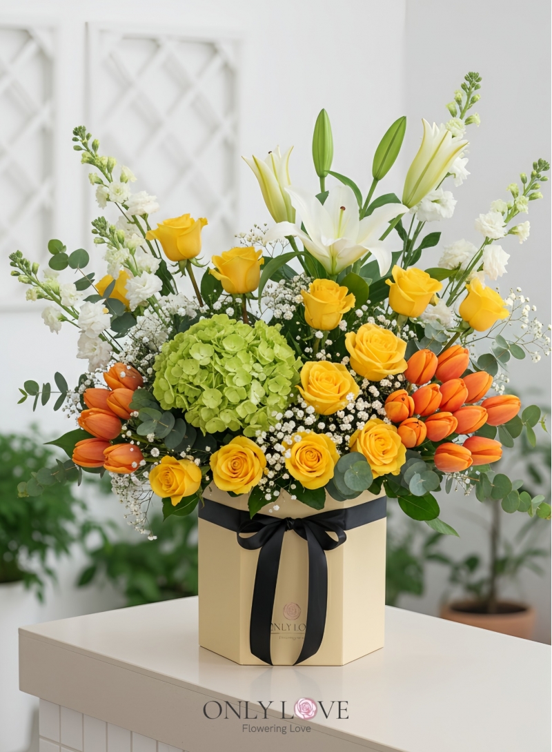 BB103 Luxury Flower Bloom Box