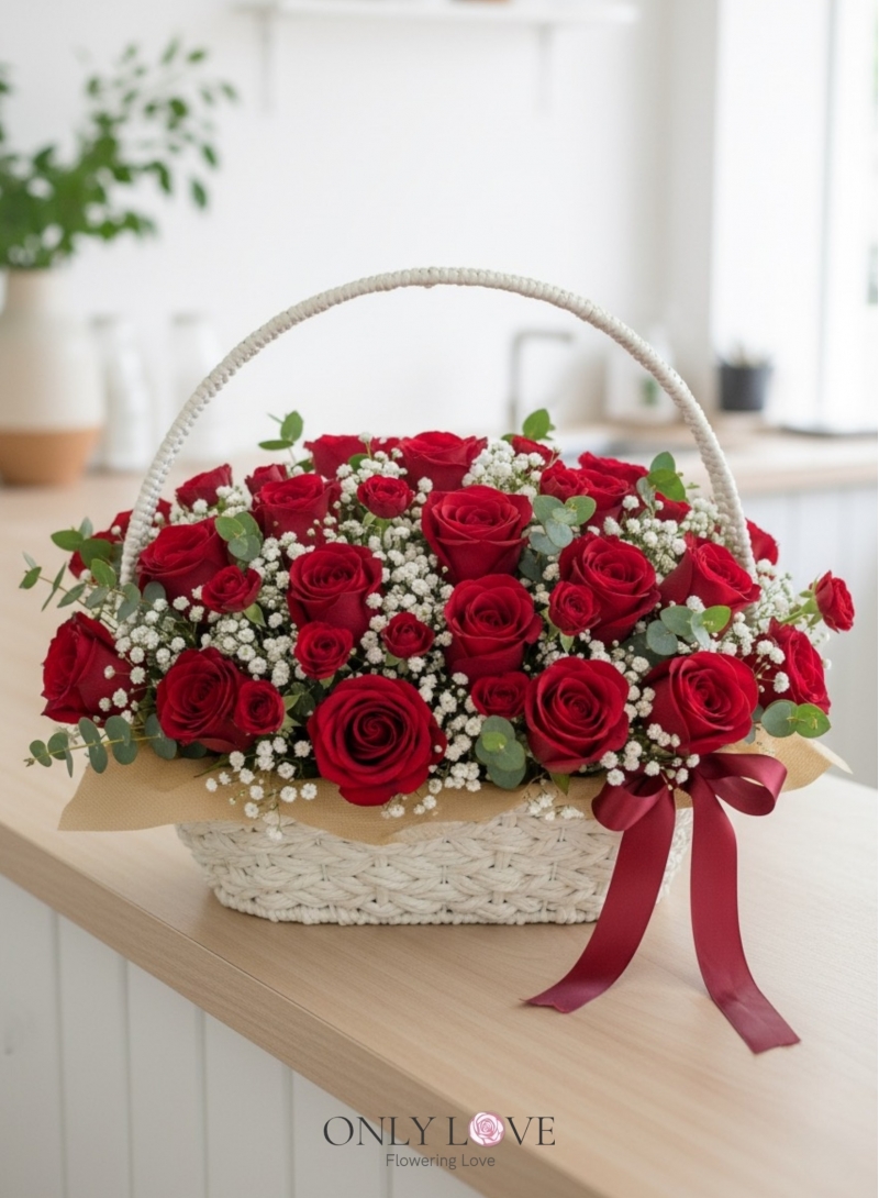 B11 Rose Flower Basket